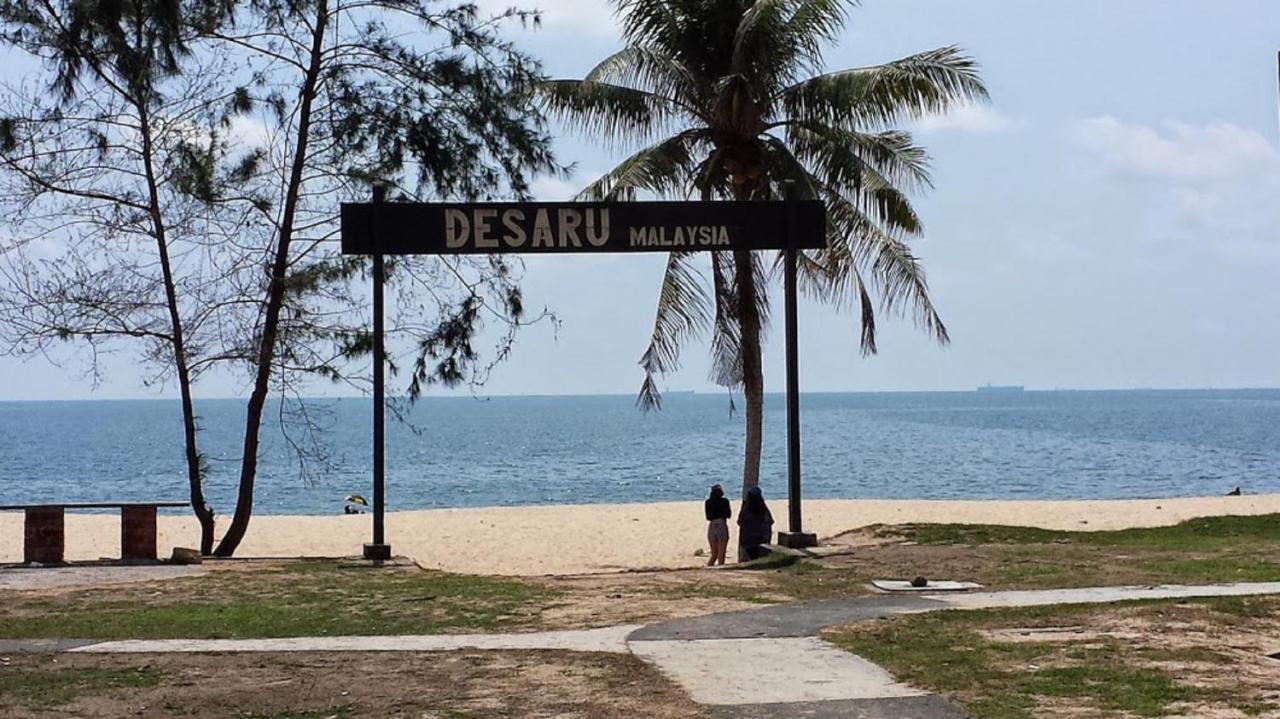 Villa Desaru Johor By Glex Extérieur photo