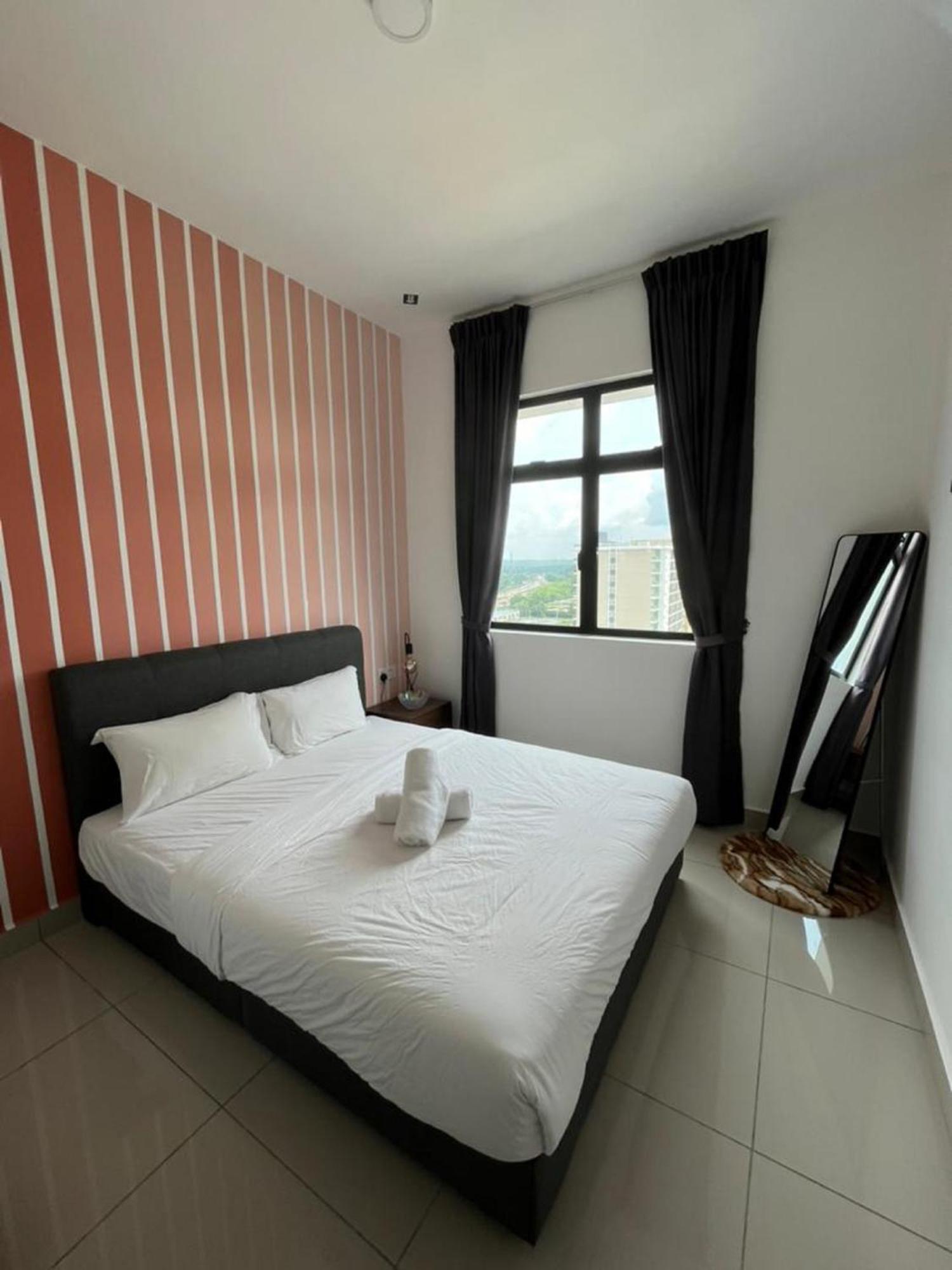 Villa Desaru Johor By Glex Extérieur photo